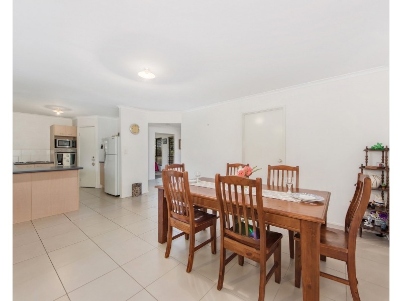 3 Glengarry Lane, Raceview QLD 4305