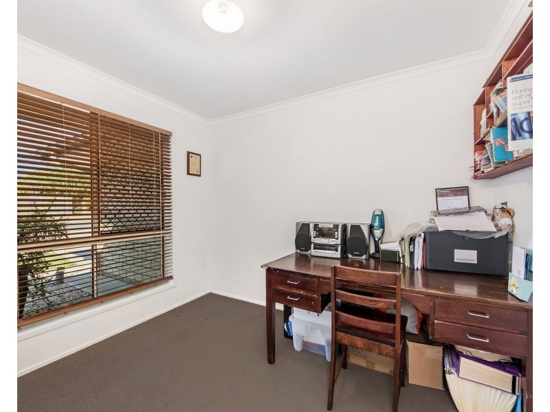 3 Glengarry Lane, Raceview QLD 4305