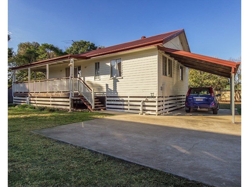 53A & 53B Matthew Street, Rosewood QLD 4340