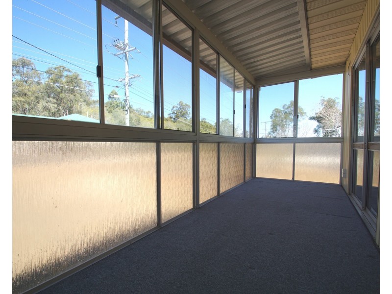 6 Mary Street, Blackstone QLD 4304