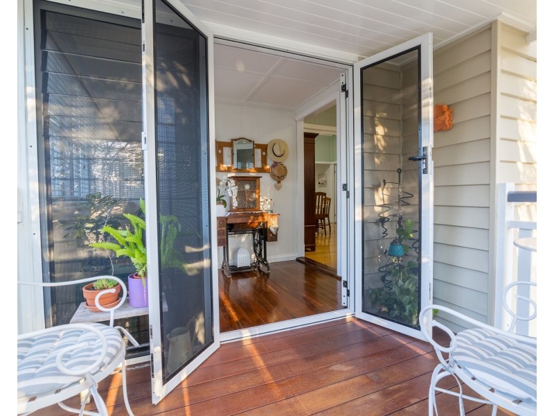 13 Tongue Street, East Ipswich QLD 4305