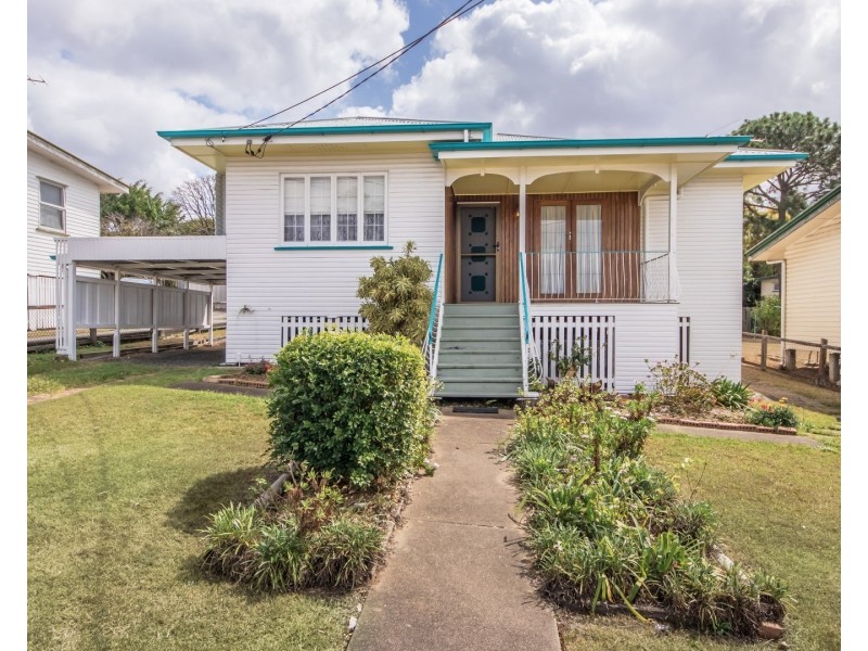 62 Samford Road, Leichhardt QLD 4305