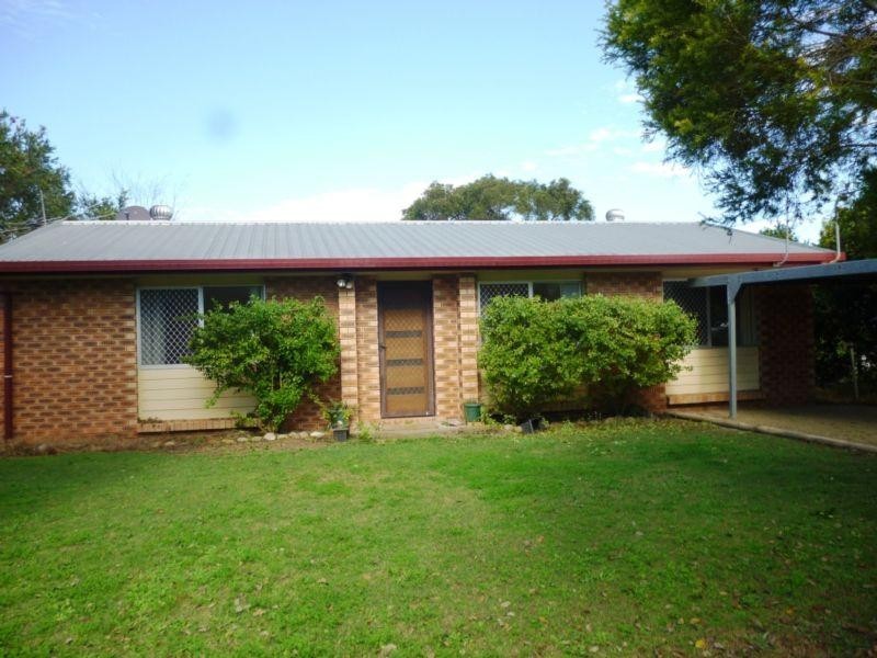 41 Selwyn Street, North Booval QLD 4304