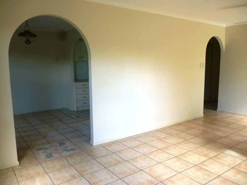 41 Selwyn Street, North Booval QLD 4304