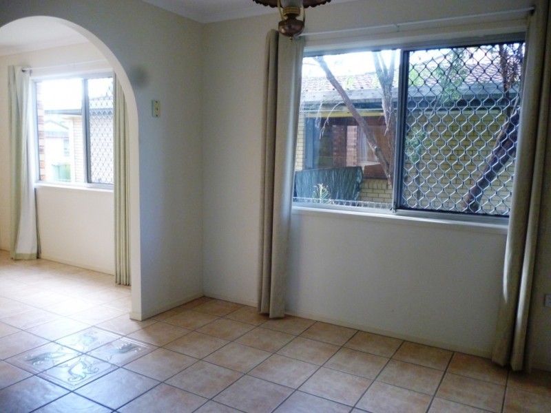 41 Selwyn Street, North Booval QLD 4304