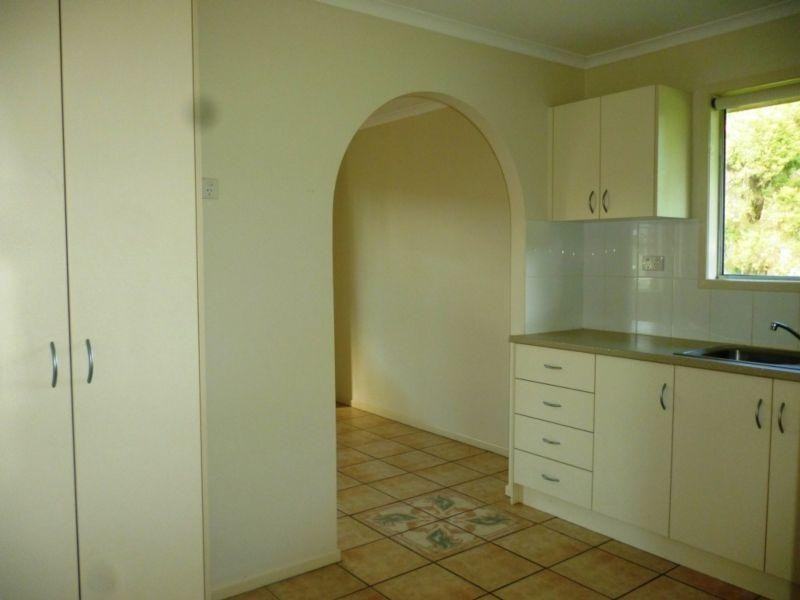 41 Selwyn Street, North Booval QLD 4304