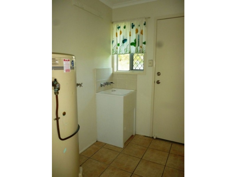 41 Selwyn Street, North Booval QLD 4304