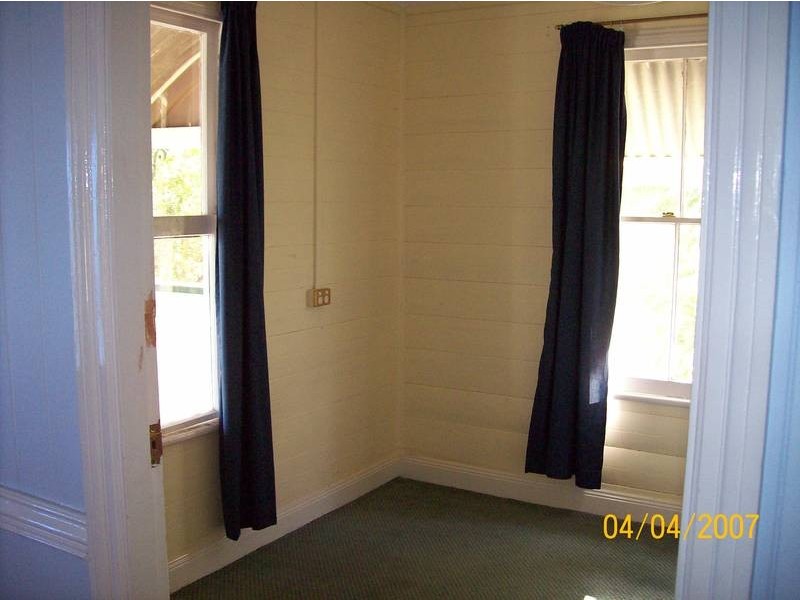 9 Palmer Street, North Ipswich QLD 4305