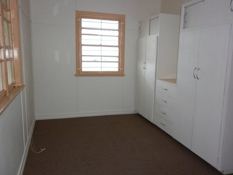 13 Doorey Street, One Mile QLD 4305