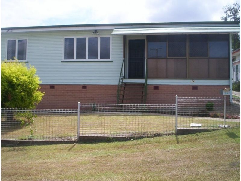 2a Birdwood Street, North Ipswich QLD 4305