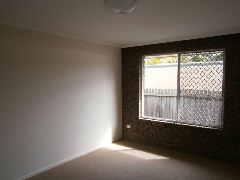 3 Selwyn Street, North Booval QLD 4304