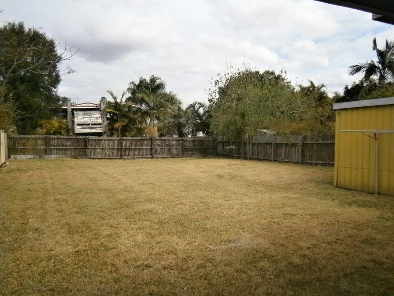 3 Selwyn Street, North Booval QLD 4304