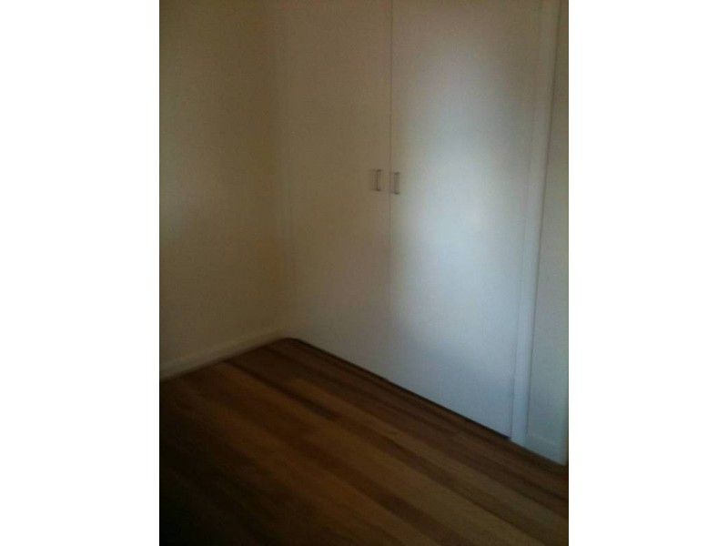 1 Churchill Street, Churchill QLD 4305