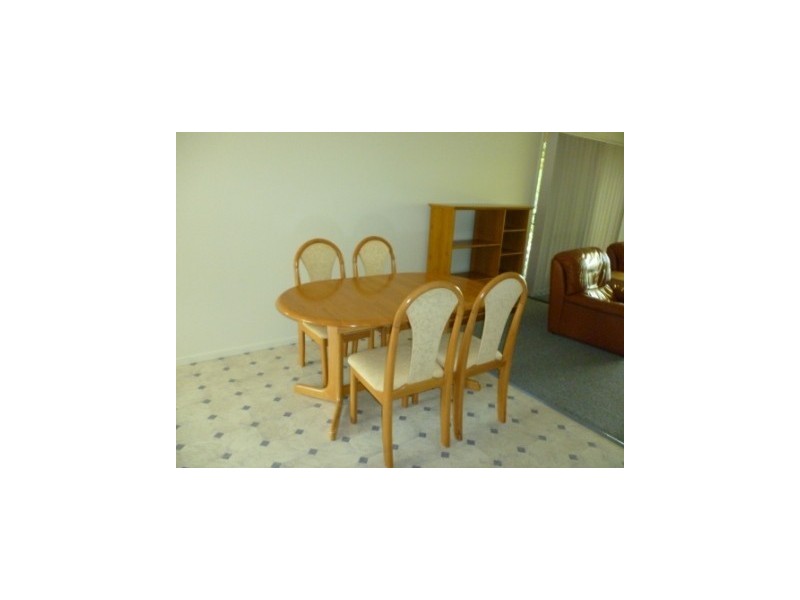 22/17 Gibbs Street, Churchill QLD 4305