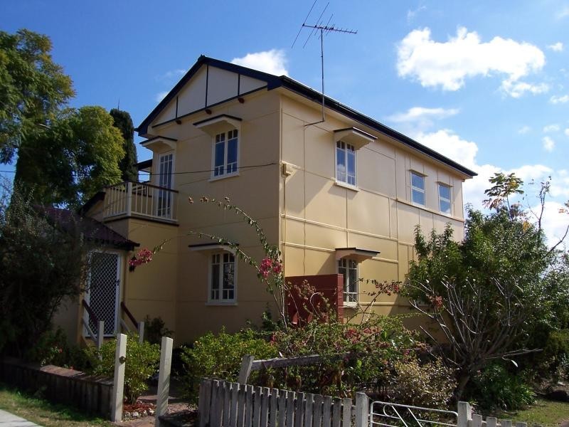 1/6 Glebe Road, East Ipswich QLD 4305