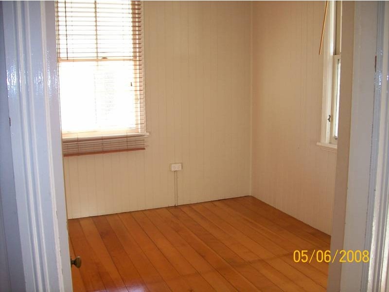 51 Hill Street, North Ipswich QLD 4305