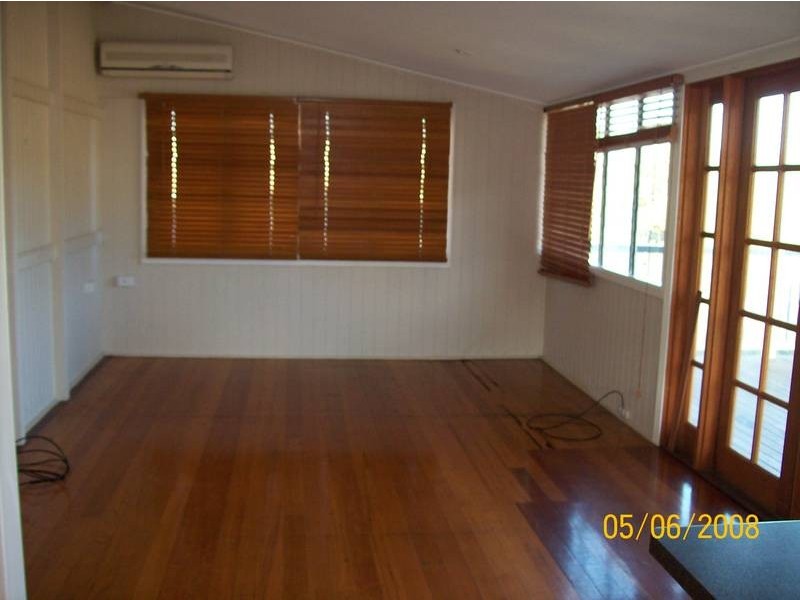 51 Hill Street, North Ipswich QLD 4305