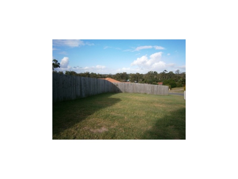 72 Sandalwood Drive, Yamanto QLD 4305