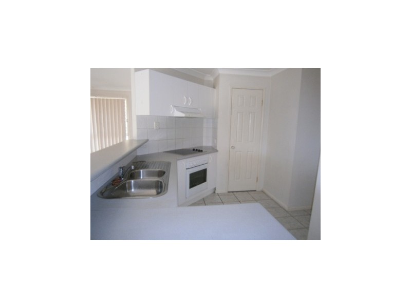 72 Sandalwood Drive, Yamanto QLD 4305