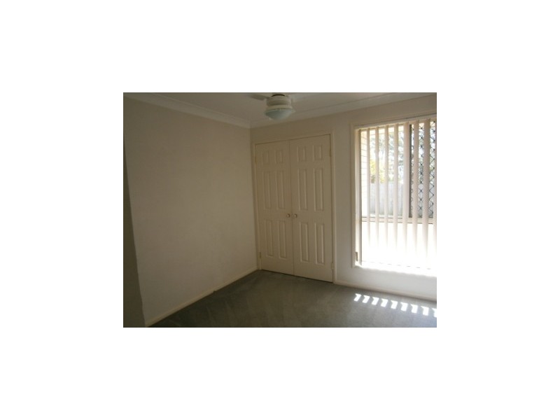 72 Sandalwood Drive, Yamanto QLD 4305