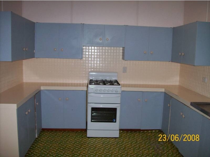 29 Rex Street, Eastern Heights QLD 4305