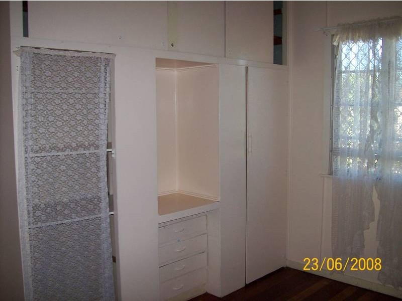 29 Rex Street, Eastern Heights QLD 4305