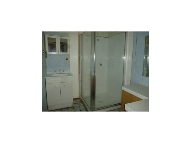 3 Flint Street, North Ipswich QLD 4305