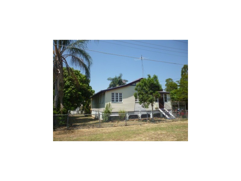 3 Flint Street, North Ipswich QLD 4305