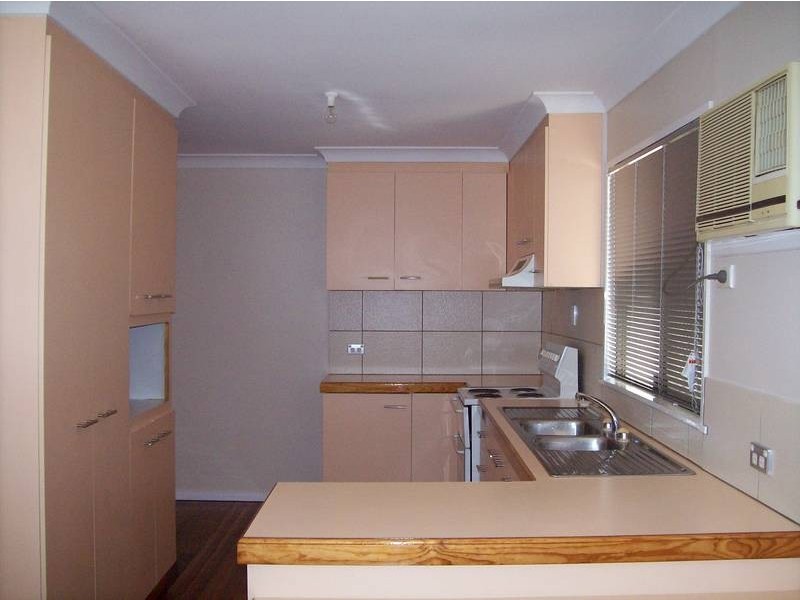 23 Edwards Street, Eastern Heights QLD 4305