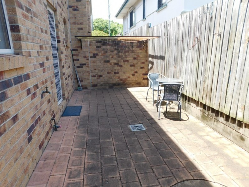 3/4 Roderick Street, Ipswich QLD 4305