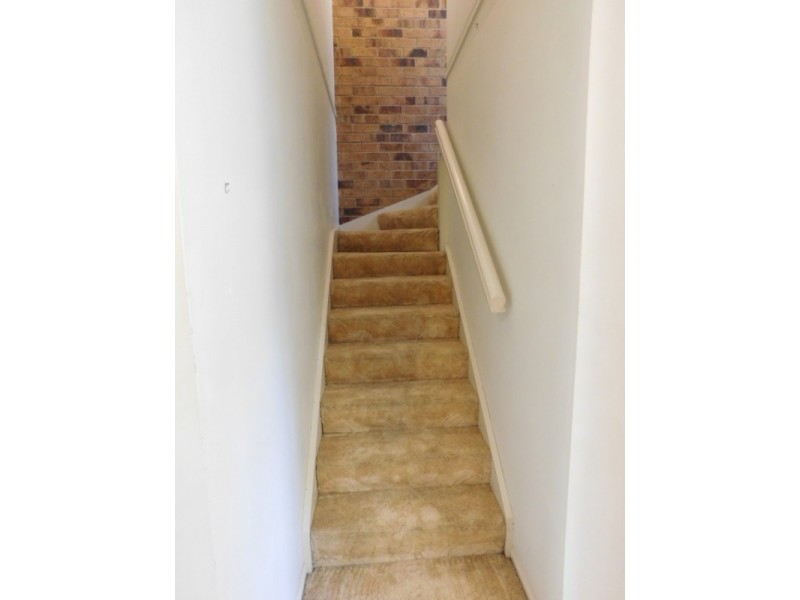 3/4 Roderick Street, Ipswich QLD 4305