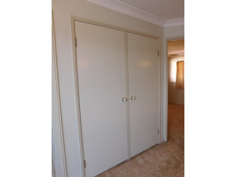 3/4 Roderick Street, Ipswich QLD 4305