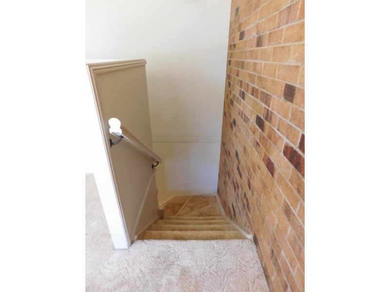 3/4 Roderick Street, Ipswich QLD 4305