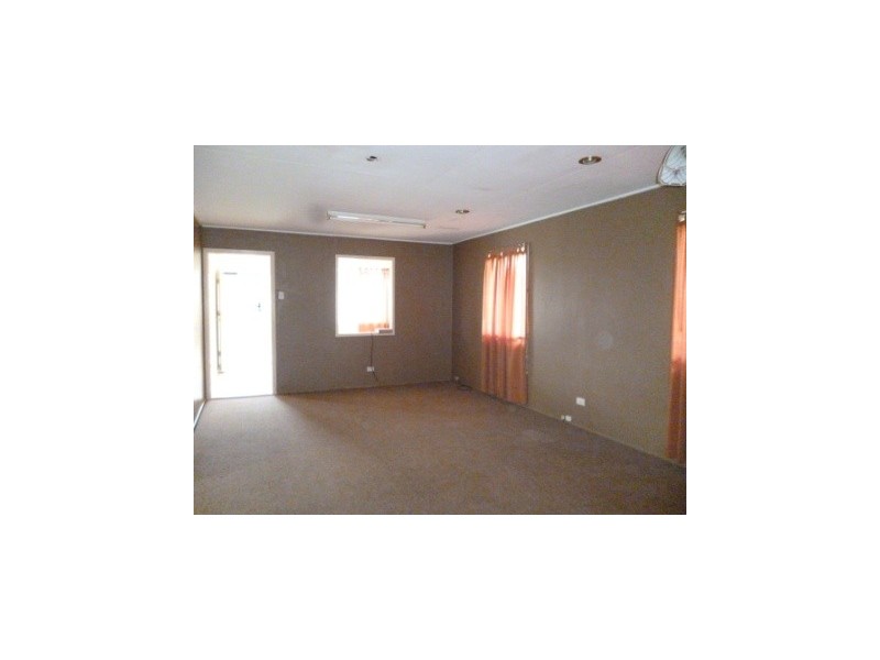 15 Chuwar Street, Brassall QLD 4305