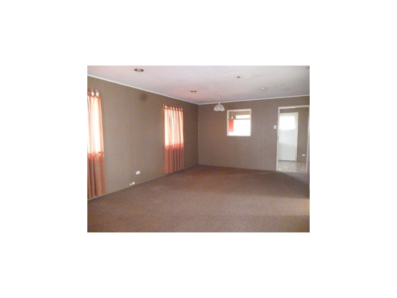 15 Chuwar Street, Brassall QLD 4305