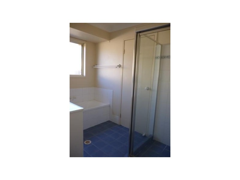 6 Colonial Court, Raceview QLD 4305