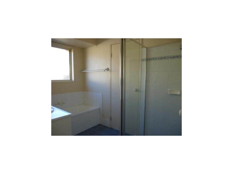 6 Colonial Court, Raceview QLD 4305