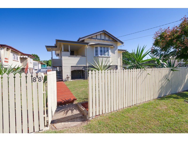 88 Blackall Street, Basin Pocket QLD 4305