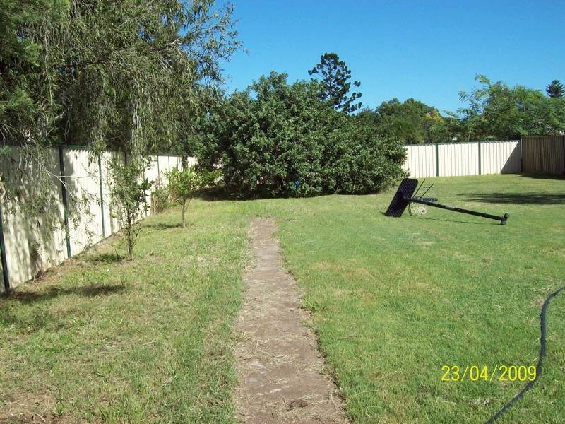 9 Shine Street, One Mile QLD 4305