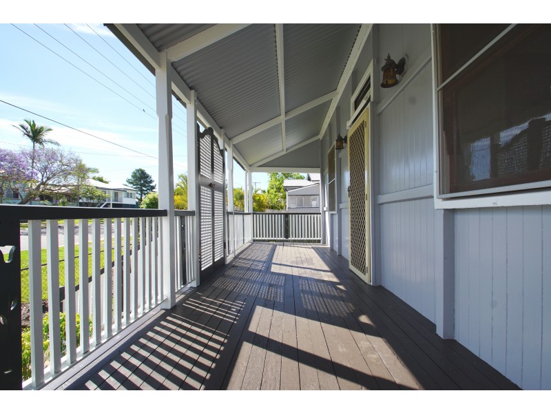 16 Edward Street, One Mile QLD 4305
