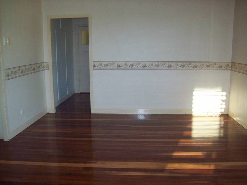 5 North Station Road, North Booval QLD 4304