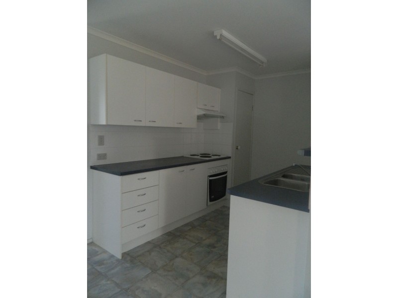 75 North Station Road, North Booval QLD 4304
