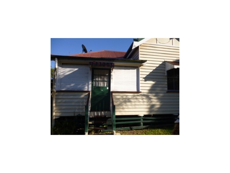 2 Woodend Road, Woodend QLD 4305