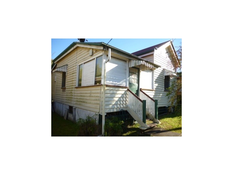 2 Woodend Road, Woodend QLD 4305