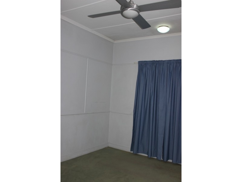 3 Duce Street, Bundamba QLD 4304