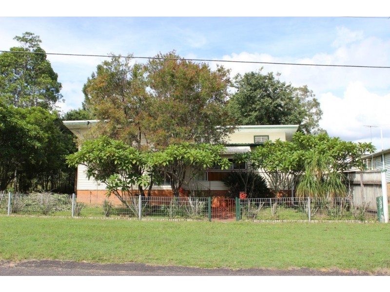 3 Duce Street, Bundamba QLD 4304
