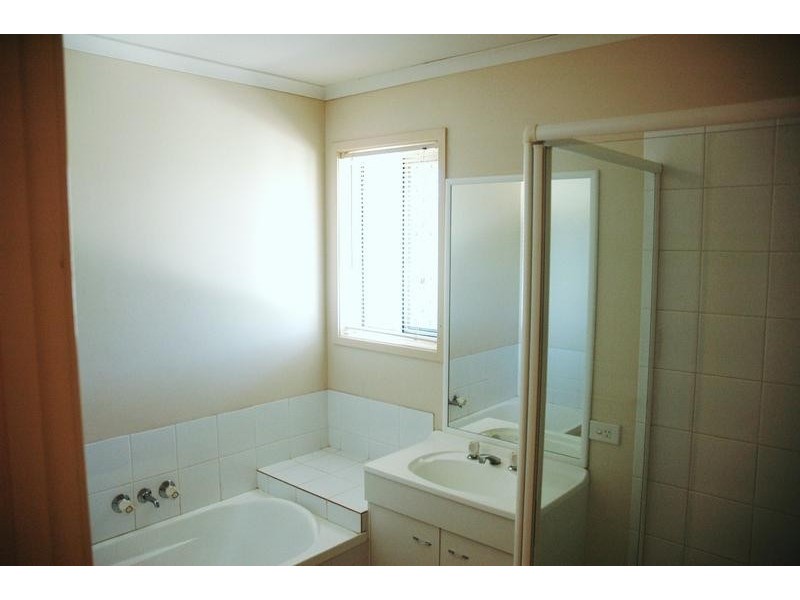 39 Palma Rosa Drive, Wulkuraka QLD 4305