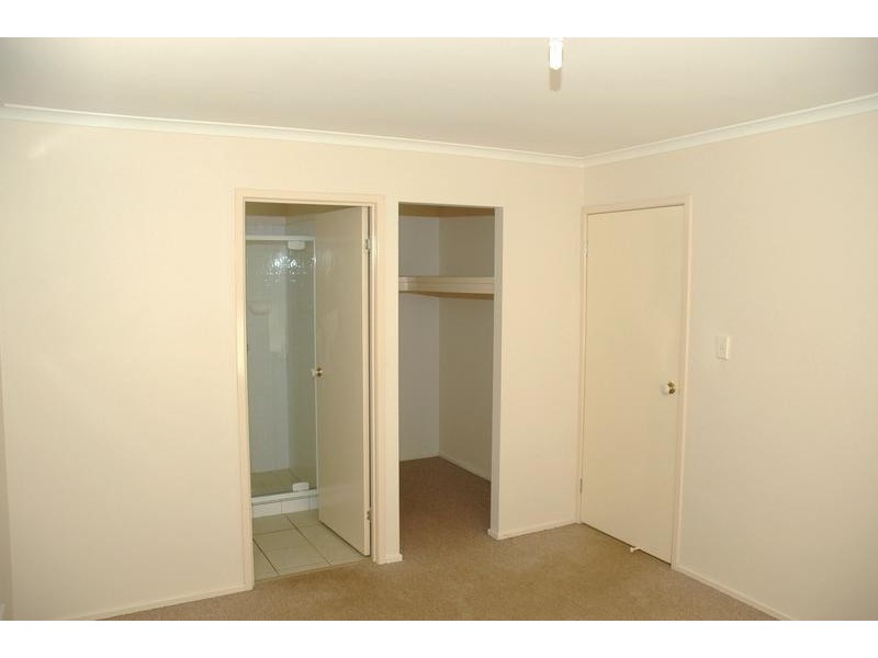 39 Palma Rosa Drive, Wulkuraka QLD 4305