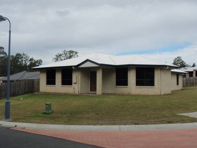 2 Royal Court, Brassall QLD 4305