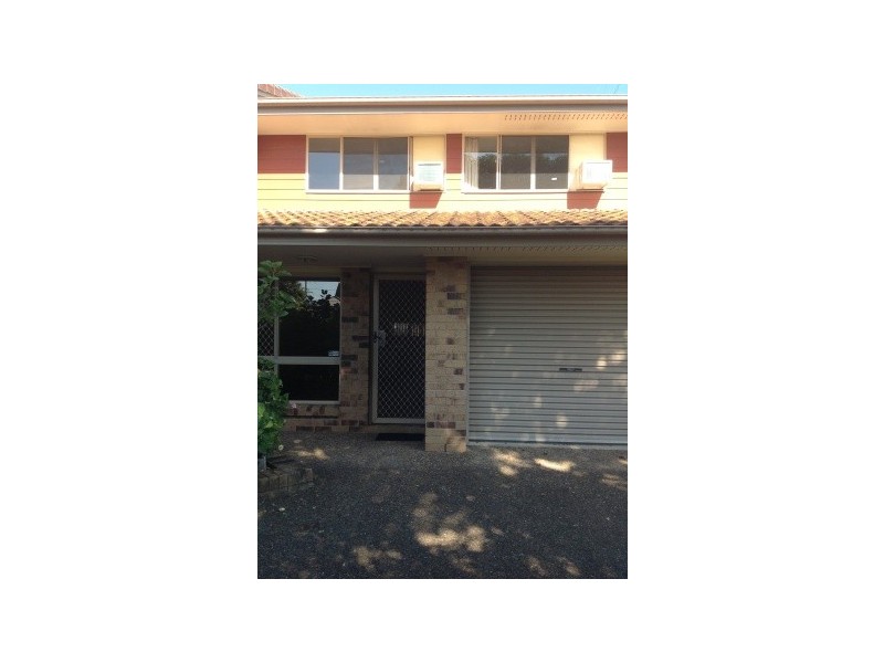 4/4 Roderick Street, Ipswich QLD 4305
